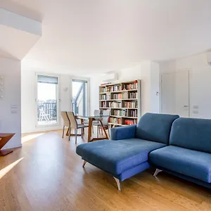  Appartamento Modern With Terrace, Wifi & Ac