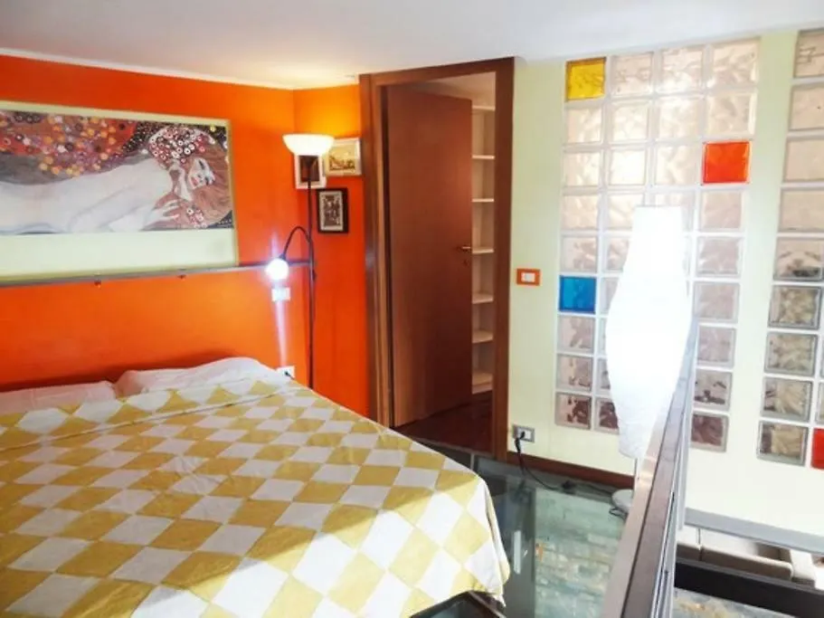 Appartamento Nolo Loft in Milano 0*,  Italia